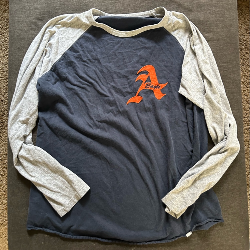 Men’s vintage American eagle long sleeve tee